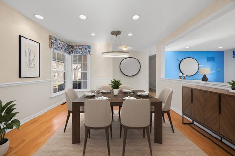 Tiny photo for Arlington Heights, IL 60004 (MLS # 12509941)