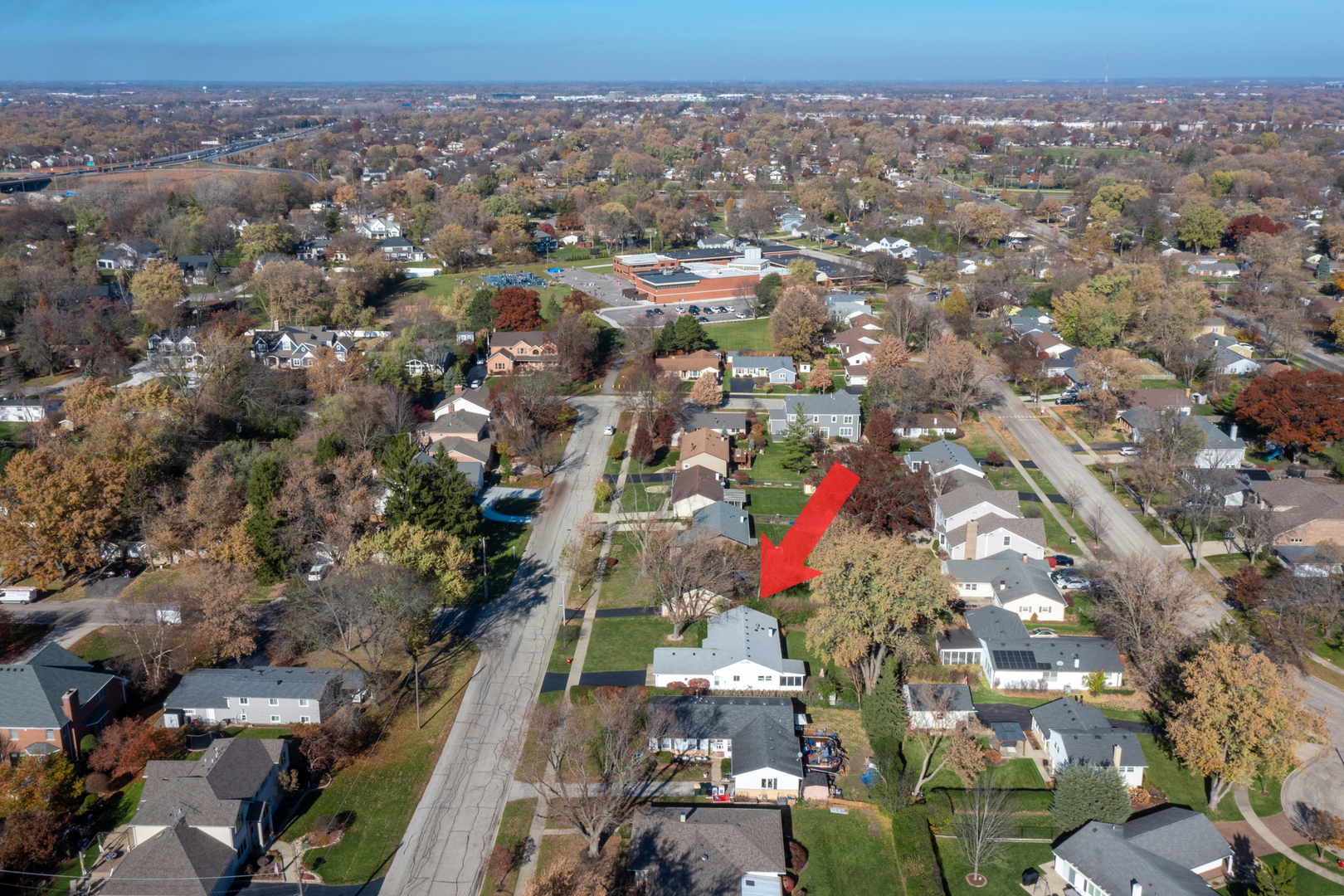 Arlington Heights, Illinois 60004, United States, 3 Bedrooms Bedrooms, ,2 BathroomsBathrooms,Residential,Active,244504