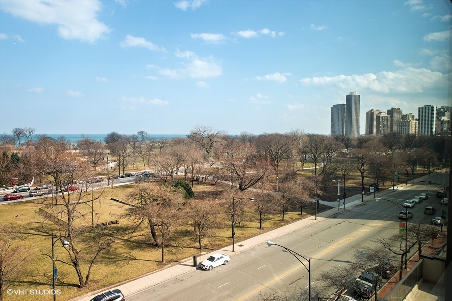 1850 N Clark Street 708