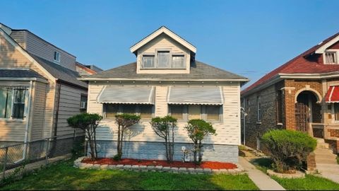 Photo of 10549 S Eggleston Avenue, Chicago, IL 60628 (MLS # 12548339)