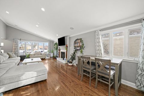 Tiny photo for 9016 S 48th Court, Oak Lawn, IL 60453 (MLS # 12553323)