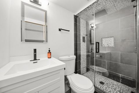 Tiny photo for 9016 S 48th Court, Oak Lawn, IL 60453 (MLS # 12553323)