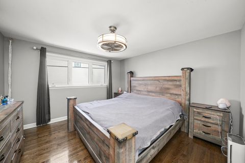 Tiny photo for 9016 S 48th Court, Oak Lawn, IL 60453 (MLS # 12553323)