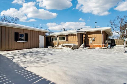 Tiny photo for 231 TOWER Lane, Elk Grove Village, IL 60007 (MLS # 12528835)