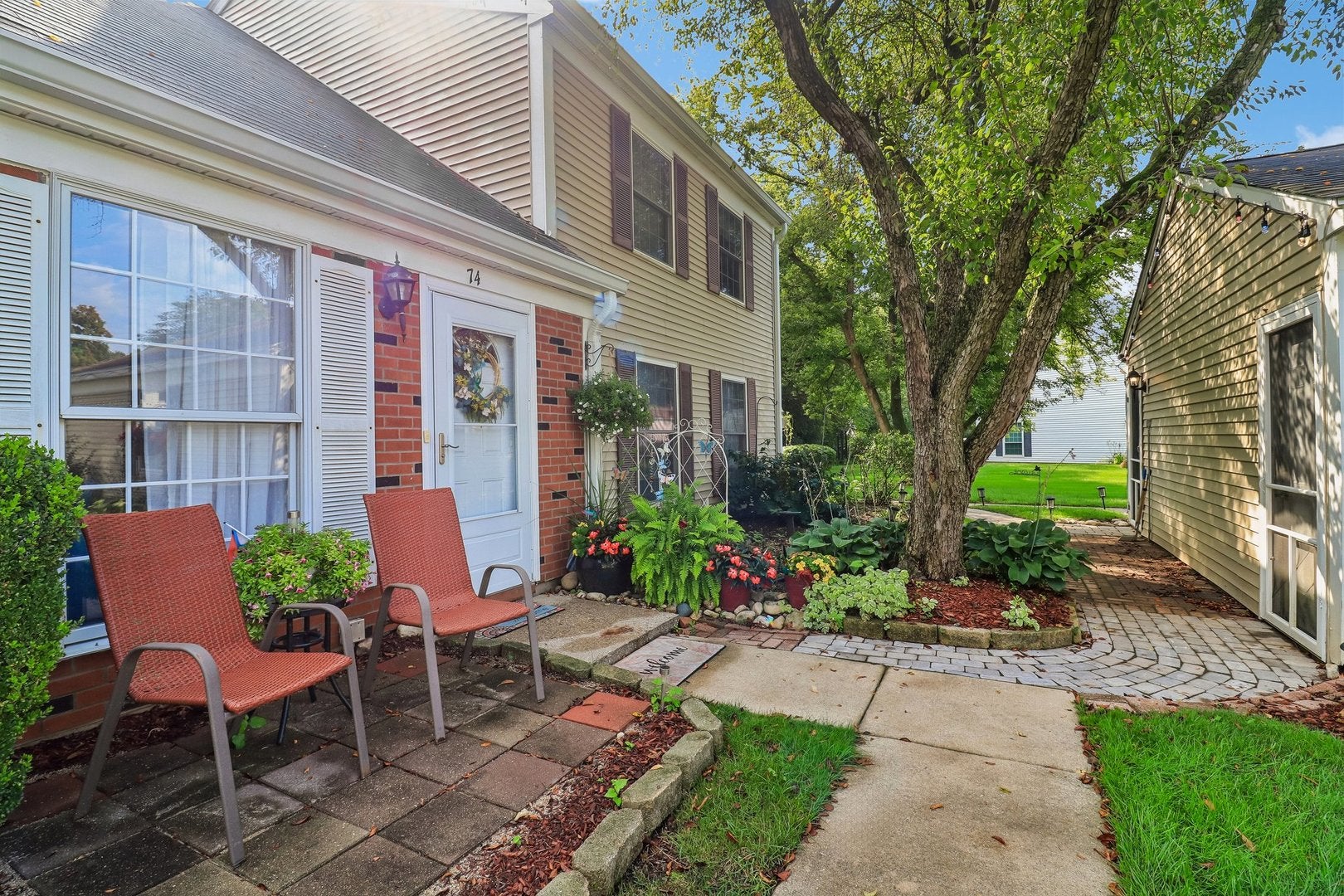 74 Silver Tree Circle