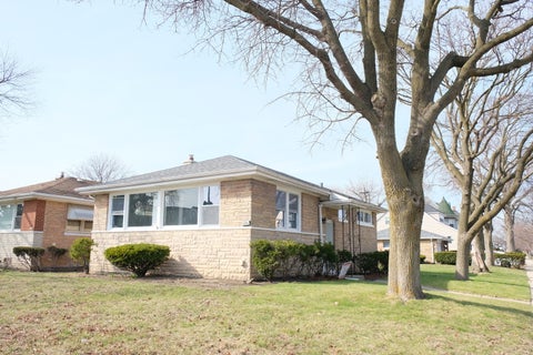 Tiny photo for 1701 Washington Boulevard, Maywood, IL 60153 (MLS # 12752258)