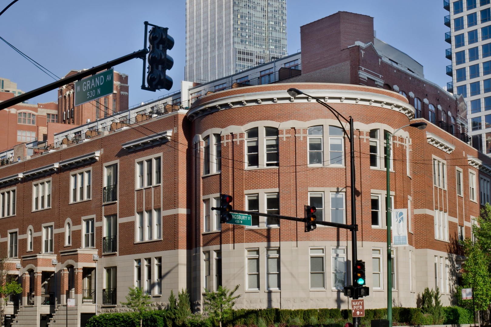 501 N Kingsbury Street F