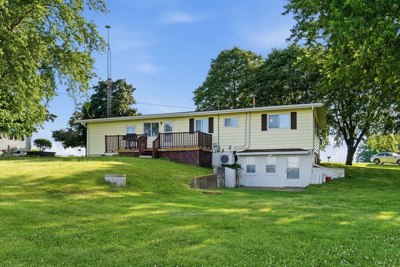 3447 Hilldale Drive