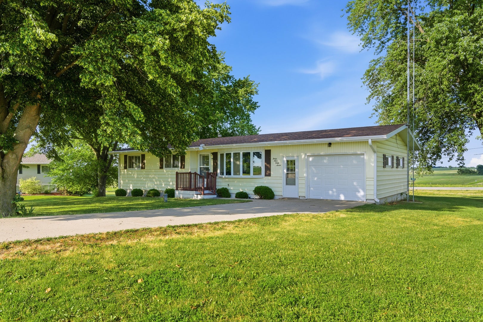 3447 Hilldale Drive