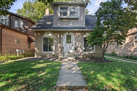 Photo of 10330 S Artesian Avenue, Chicago, IL 60655 (MLS # 12773305)