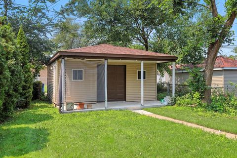 Tiny photo for 12220 S La Salle Street, Chicago, IL 60628 (MLS # 12425876)
