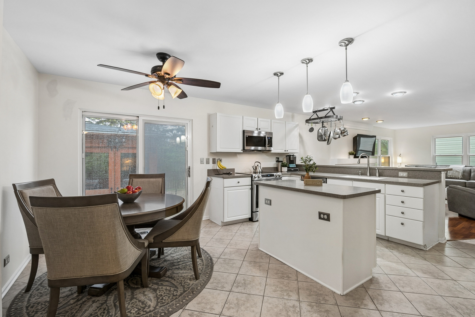 793 Oakmeadow Court