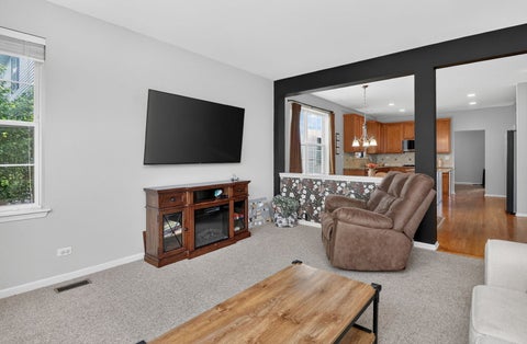 Tiny photo for 239 Bluegrass Parkway, Oswego, IL 60543 (MLS # 12764466)