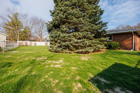 Tiny photo for 2805 Coventry Court, Bloomington, IL 61704 (MLS # 12605601)