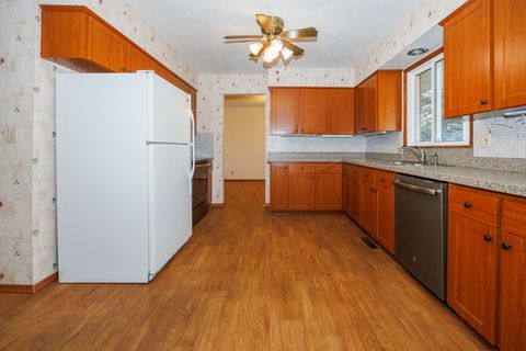 Tiny photo for 2805 Coventry Court, Bloomington, IL 61704 (MLS # 12605601)