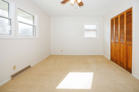 Tiny photo for 2805 Coventry Court, Bloomington, IL 61704 (MLS # 12605601)