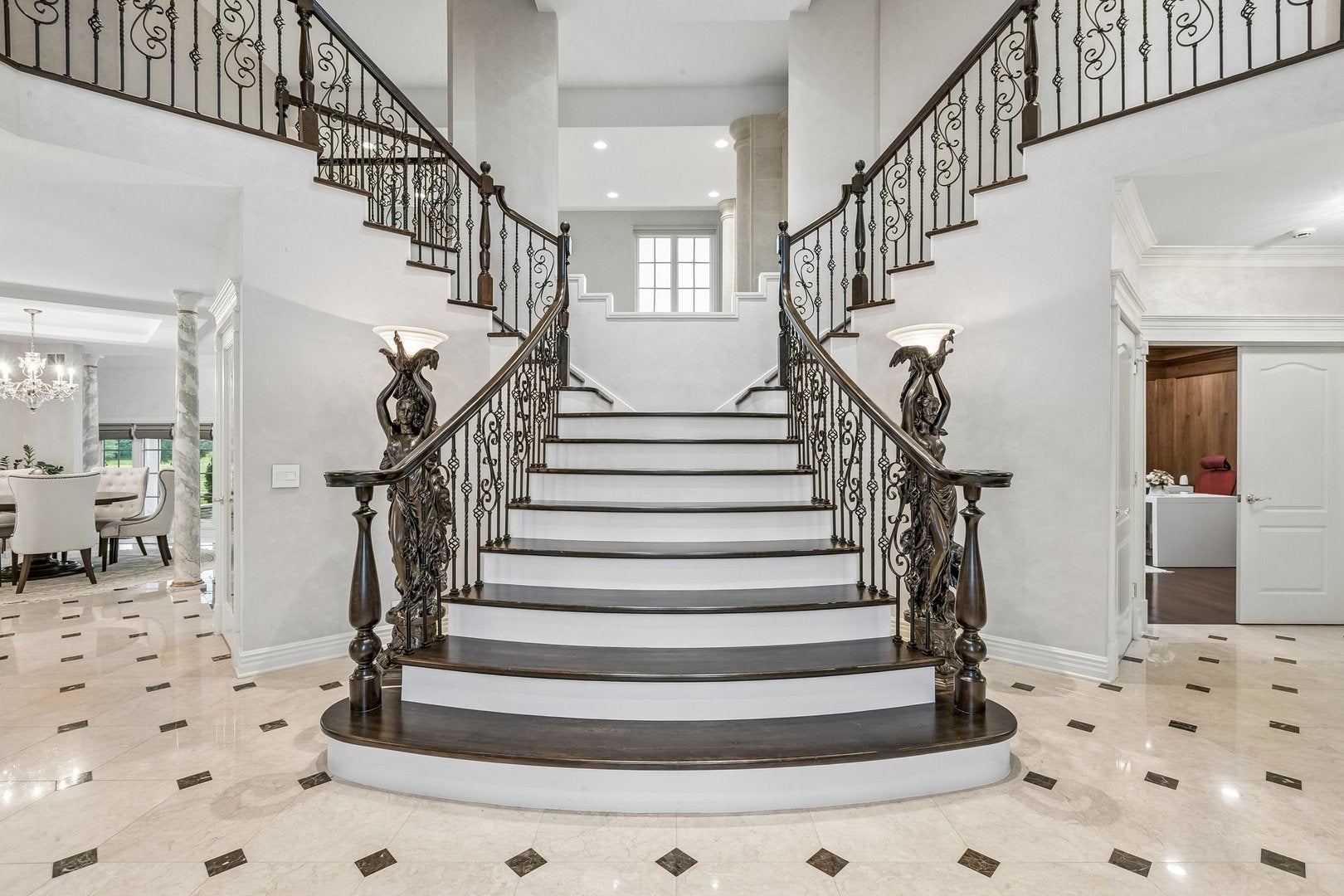 3303 White Eagle Drive