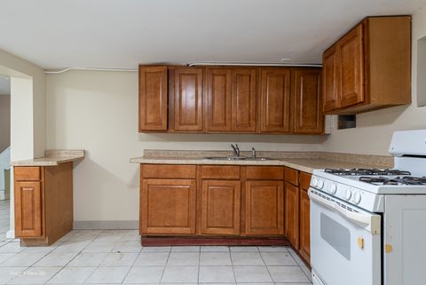 Tiny photo for 532 Cayuga Street, Joliet, IL 60432 (MLS # 12469402)