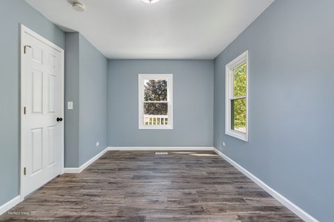 Tiny photo for 532 Cayuga Street, Joliet, IL 60432 (MLS # 12469402)
