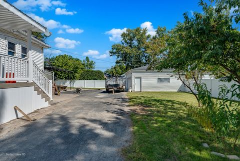 Tiny photo for 532 Cayuga Street, Joliet, IL 60432 (MLS # 12469402)