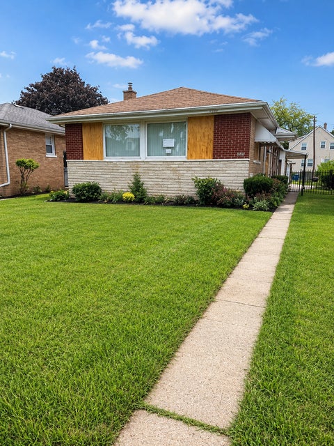 Photo of 1705 Washington Boulevard, Maywood, IL 60153 (MLS # 12724844)