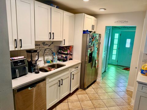 Tiny photo for 16062 Woodlawn East Avenue, South Holland, IL 60473 (MLS # 12604281)