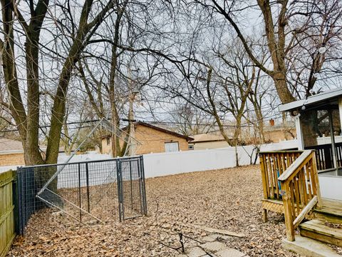 Tiny photo for 16062 Woodlawn East Avenue, South Holland, IL 60473 (MLS # 12604281)