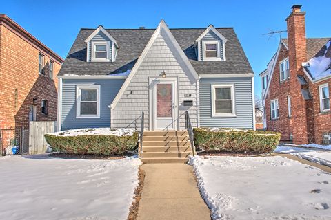 A home in Evergreen Park