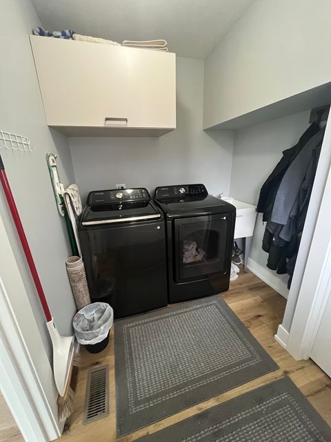 Tiny photo for 431 Springhill Drive, Roselle, IL 60172 (MLS # 12619501)