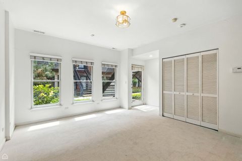 Tiny photo for 834 W Village Court, Chicago, IL 60608 (MLS # 12486015)