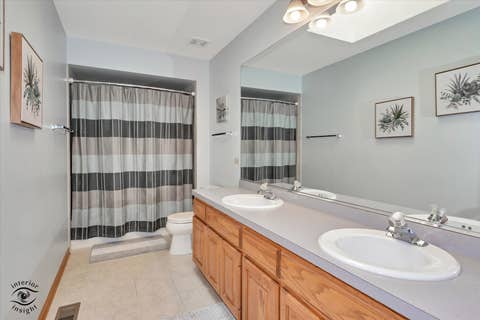 Tiny photo for 19524 Southfield Lane, Tinley Park, IL 60487 (MLS # 12706242)