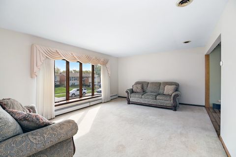 Tiny photo for 15124 Chestnut Lane, Oak Forest, IL 60452 (MLS # 12507347)