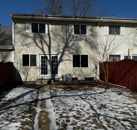 Tiny photo for 405 Colony Court, Bolingbrook, IL 60440 (MLS # 12563449)