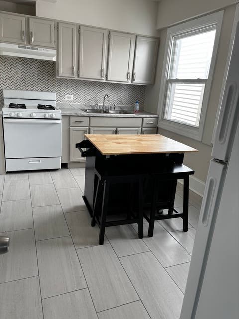 Tiny photo for 1429 East End Avenue, Chicago Heights, IL 60411 (MLS # 12711128)