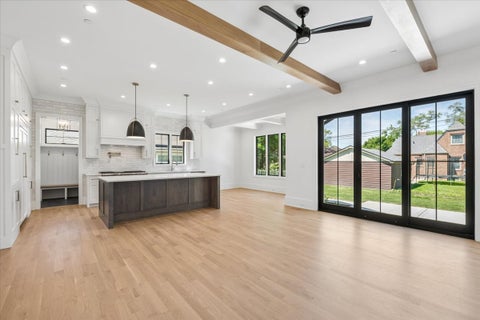 Tiny photo for 1404 S Ashland Avenue, Park Ridge, IL 60068 (MLS # 12660940)