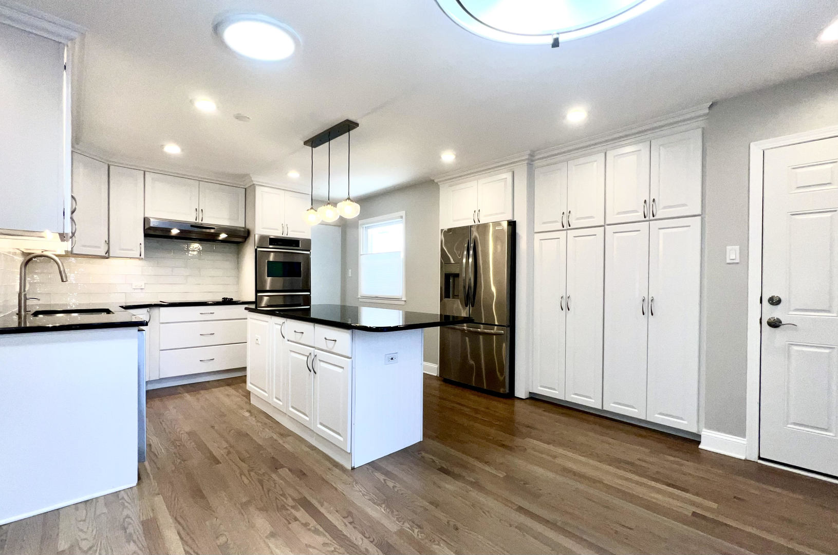 15122 W Redwood Lane
