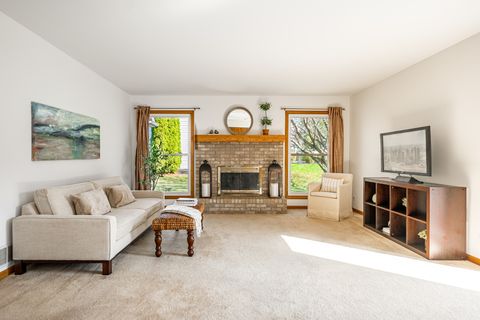 Tiny photo for 311 Briarwood Lane, Algonquin, IL 60102 (MLS # 12582947)