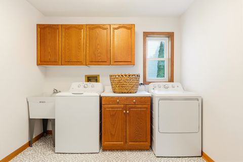 Tiny photo for 311 Briarwood Lane, Algonquin, IL 60102 (MLS # 12582947)