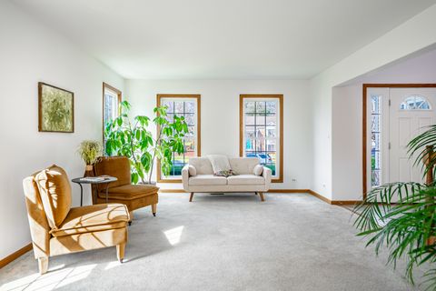 Tiny photo for 311 Briarwood Lane, Algonquin, IL 60102 (MLS # 12582947)