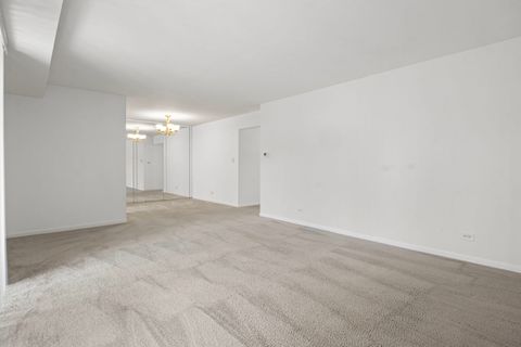 Tiny photo for 900 E Wilmette Road #105, Palatine, IL 60074 (MLS # 12499352)