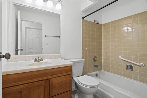 Tiny photo for 900 E Wilmette Road #105, Palatine, IL 60074 (MLS # 12499352)