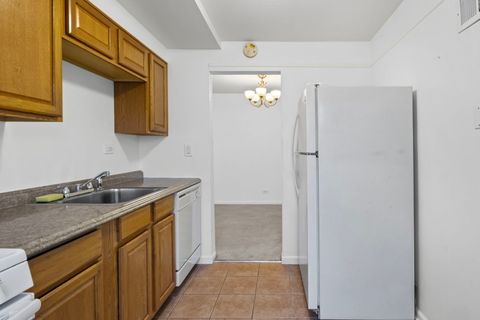 Tiny photo for 900 E Wilmette Road #105, Palatine, IL 60074 (MLS # 12499352)