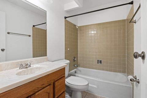 Tiny photo for 900 E Wilmette Road #105, Palatine, IL 60074 (MLS # 12499352)