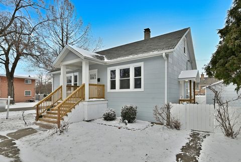 Tiny photo for 9016 Southview Avenue, Brookfield, IL 60513 (MLS # 12557710)