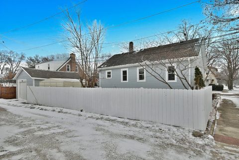 Tiny photo for 9016 Southview Avenue, Brookfield, IL 60513 (MLS # 12557710)