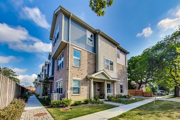 20 WEBSTER AVE UNIT C, HIGHWOOD, IL 60040 - Image 3589b83c0cc372a8d7dc99330da1fbbc/3546869111