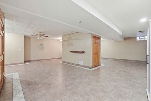 Tiny photo for 115 E Woodlawn Road, New Lenox, IL 60451 (MLS # 12597117)