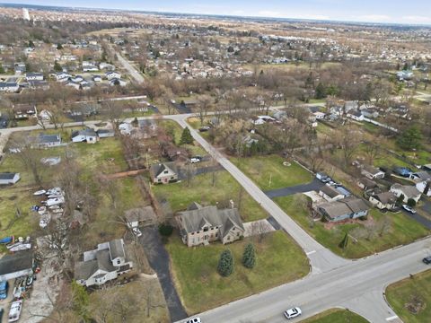 Tiny photo for 115 E Woodlawn Road, New Lenox, IL 60451 (MLS # 12597117)