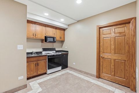 Tiny photo for 115 E Woodlawn Road, New Lenox, IL 60451 (MLS # 12597117)