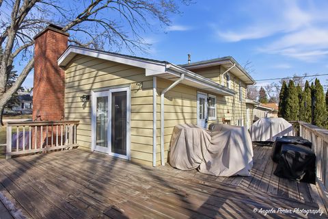 Tiny photo for 1210 S Broadway Street, McHenry, IL 60050 (MLS # 12587293)